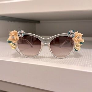 New vintagee style sunglassesss